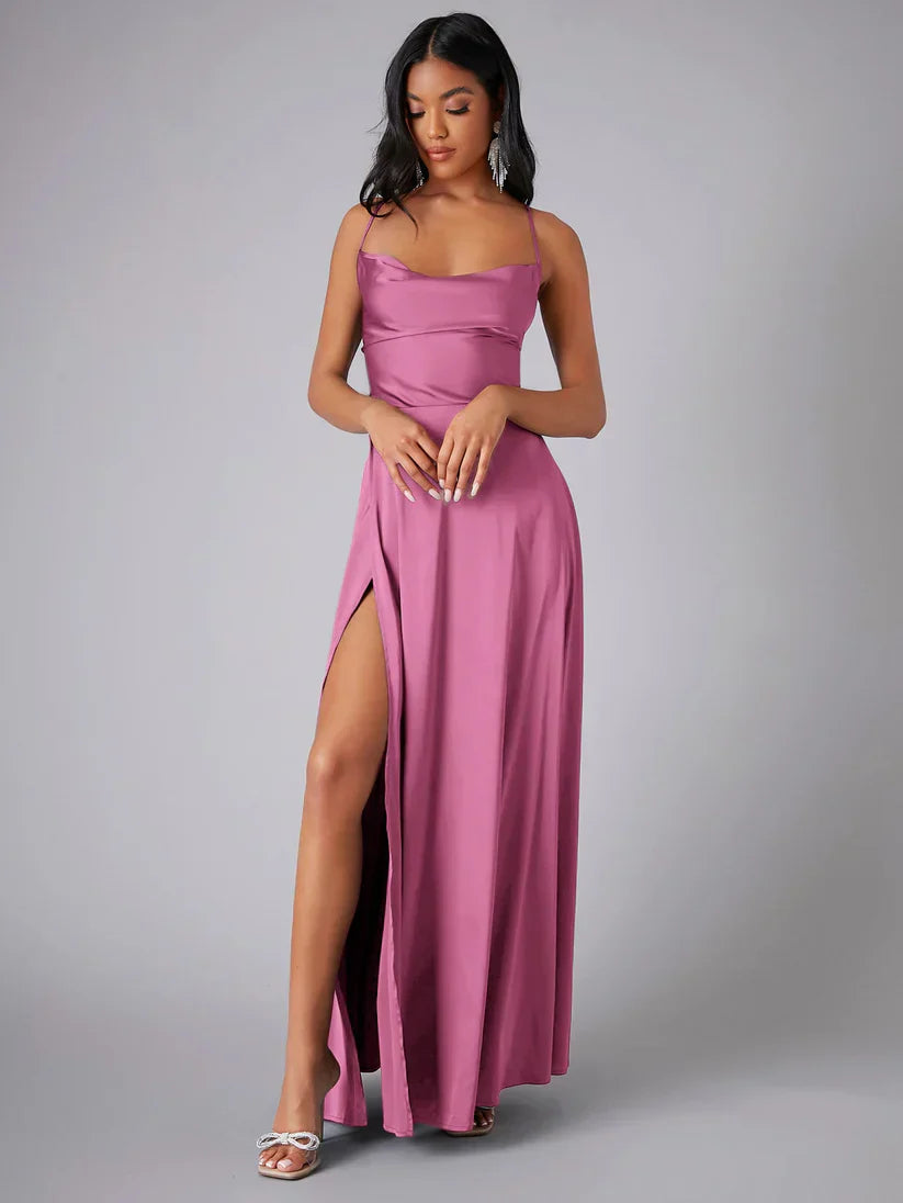 Robe de Soirée en Satin | Décolleté Drapé | Élégance avec Fente Haute