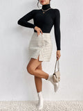 Jupe Mini en Tweed à Boutons | Chic & Preppy | Élégance Texturée