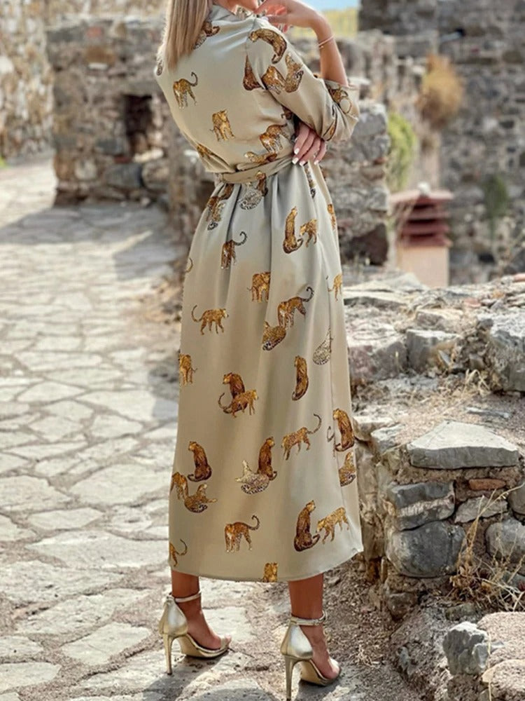 Robe Satinée Imprimée Animaux | Chic & Originale | Parfaite pour l'Été et les Soirées