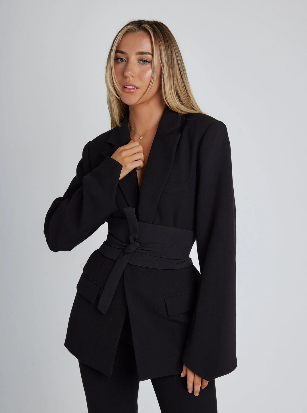 Veste Blazer Structurée | Élégante | Cintrée et Chic