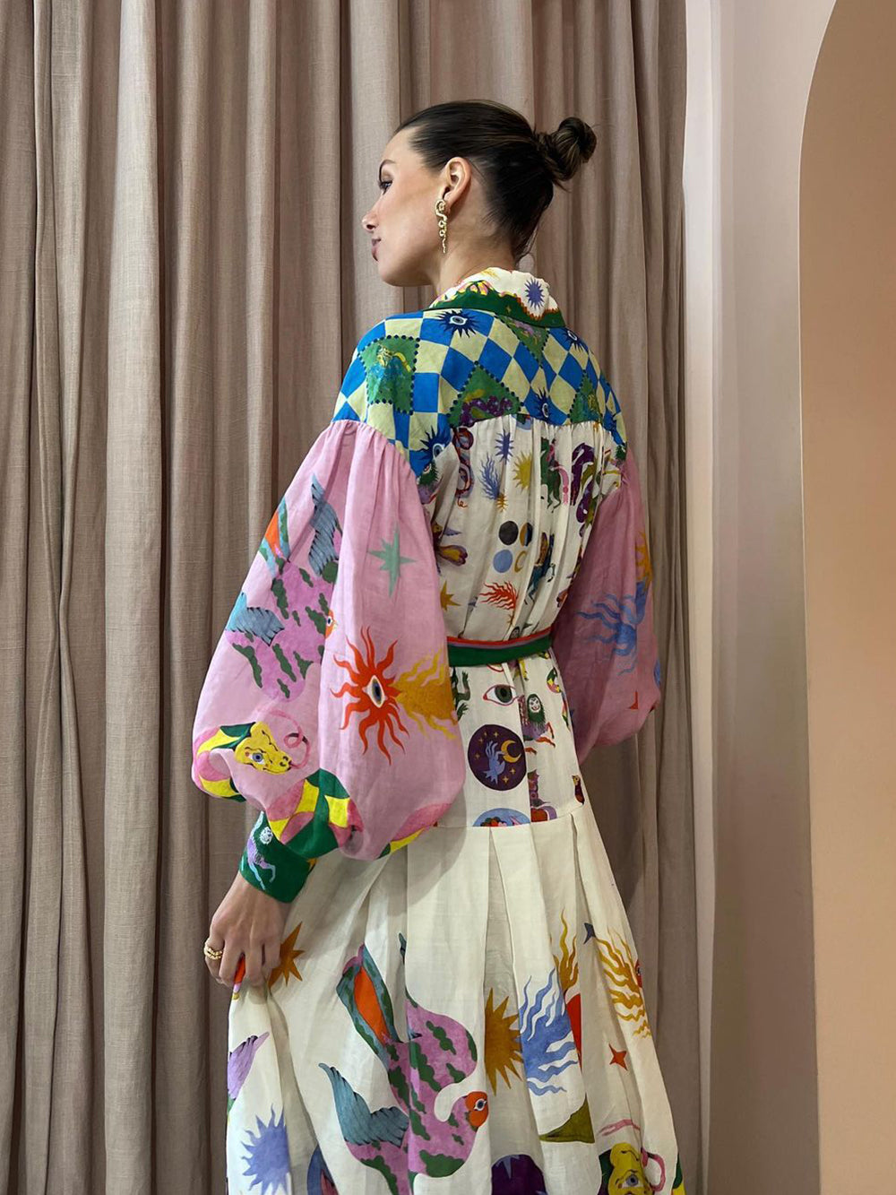 Robe Chemise Longue | Imprimé Artistique | Audacieuse, Créative et Unique