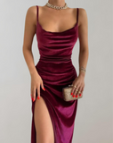Robe en Velours à Col Bénitier | Fente Haute | Glamour Nocturne et Élégant