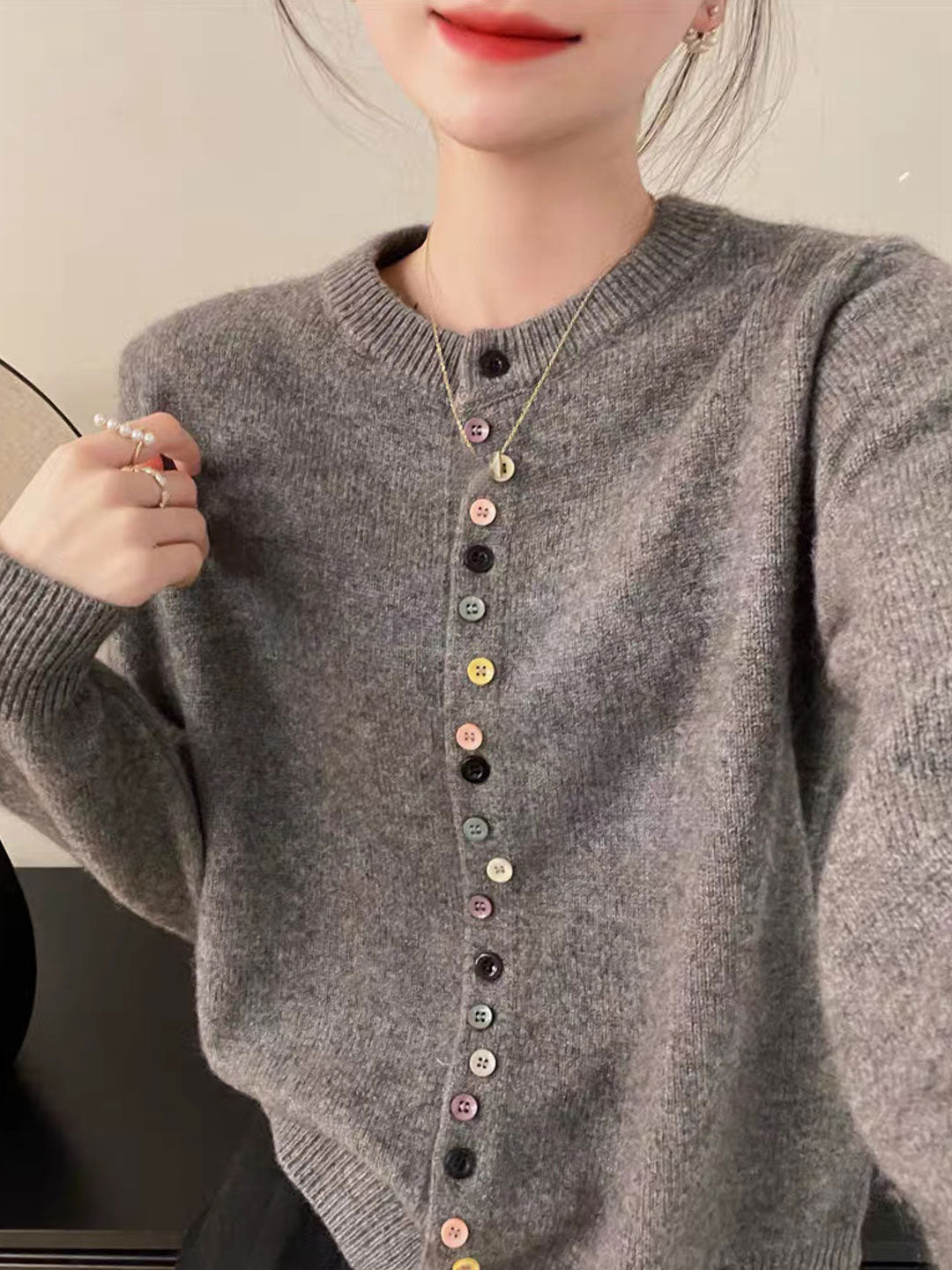 Gilet Boutons Colorés | Maille Douce | Chic Décontracté