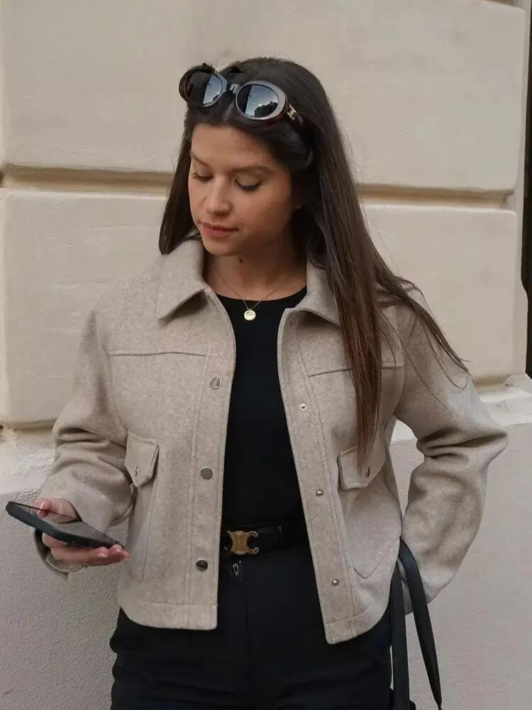 Veste Courte en Laine | Chic & Intemporelle | Élégance Sans Effort