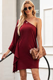 Robe Courte Asymétrique à Une Manche | Chic Moderne | Glamour Minimaliste