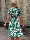 Robe Portefeuille Fleurie | Tissu Léger | Élégante et Féminine