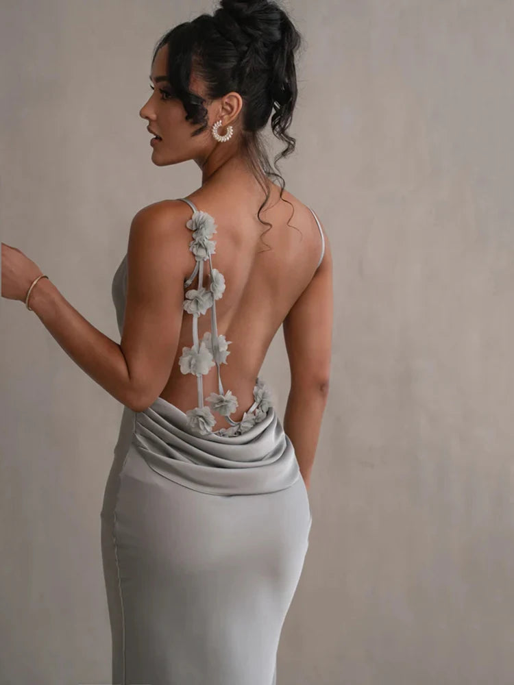 Robe Longue Satinée | Vert Clair | Décolleté Drapé Élégant