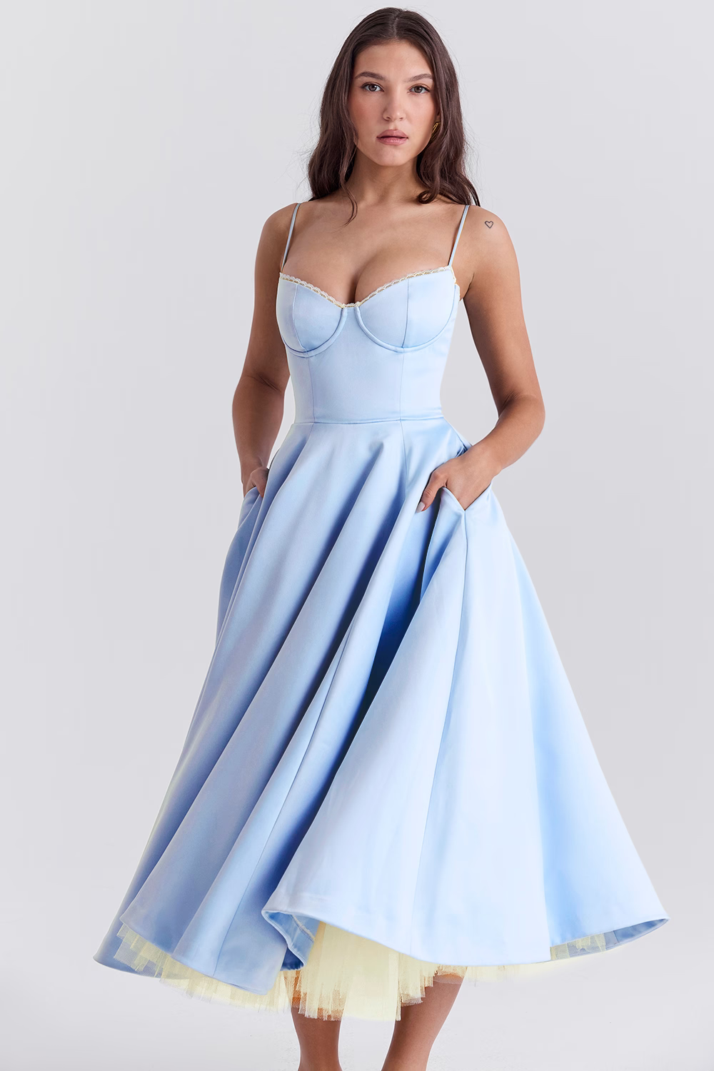 Robe Midi Corset | Élégante | Flatteuse et Romantique