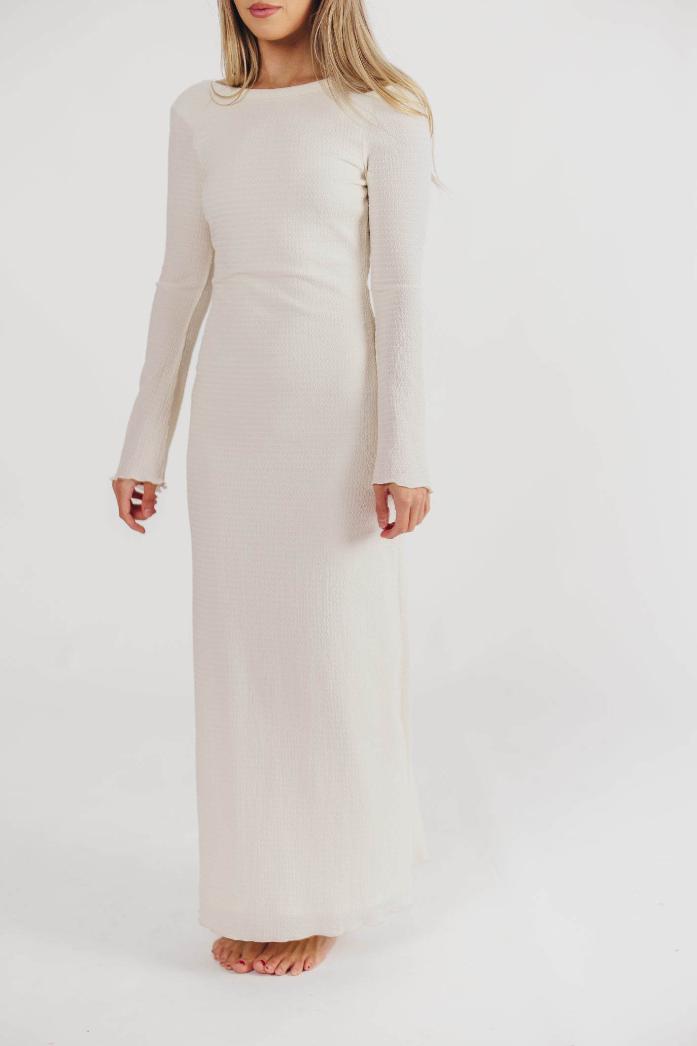 Robe Longue Côtelée | Minimaliste | Élégante et Confortable