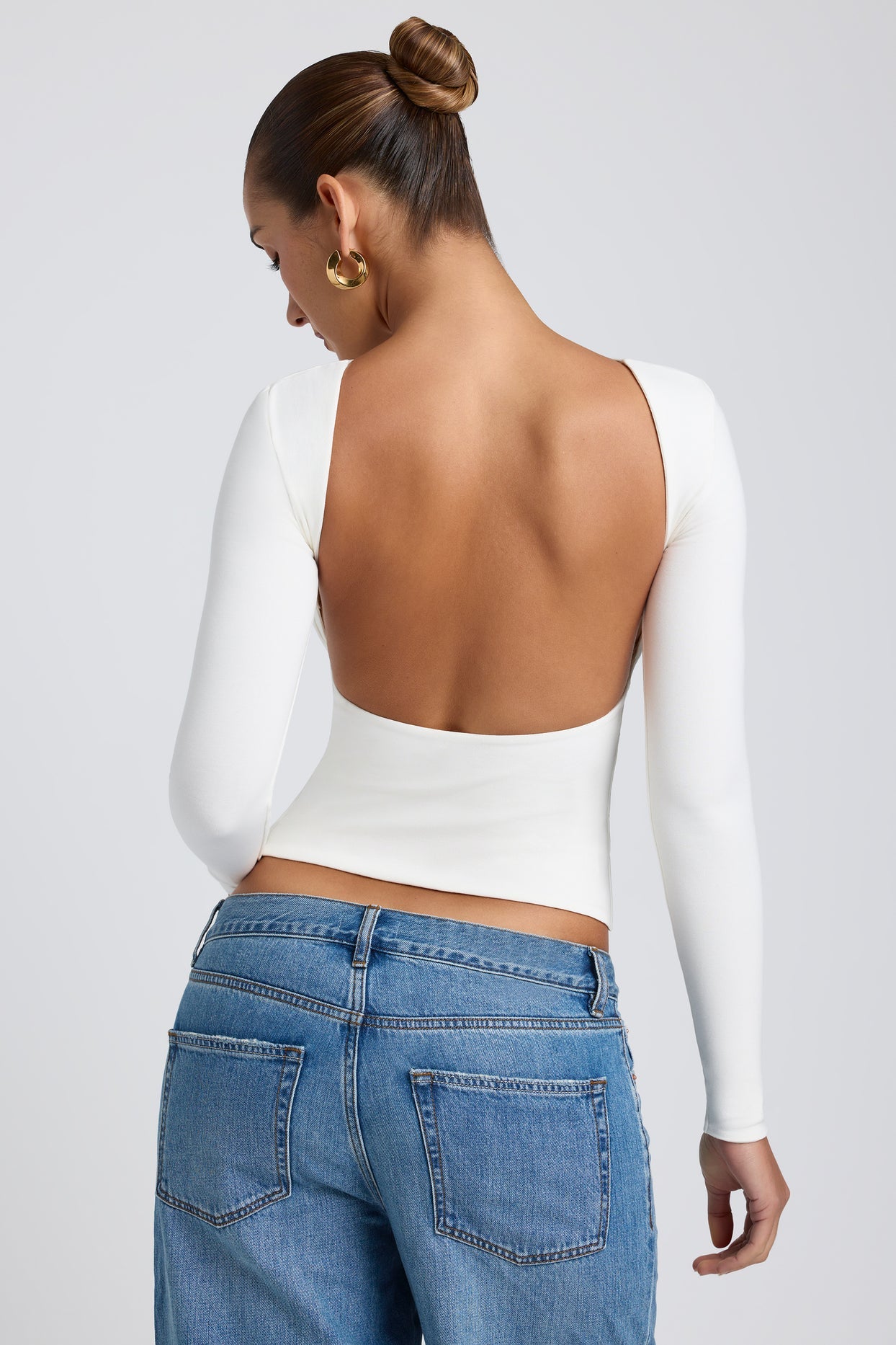 Top Dos Nu Manches Longues | Blanc & Noir | Élégant et Minimaliste