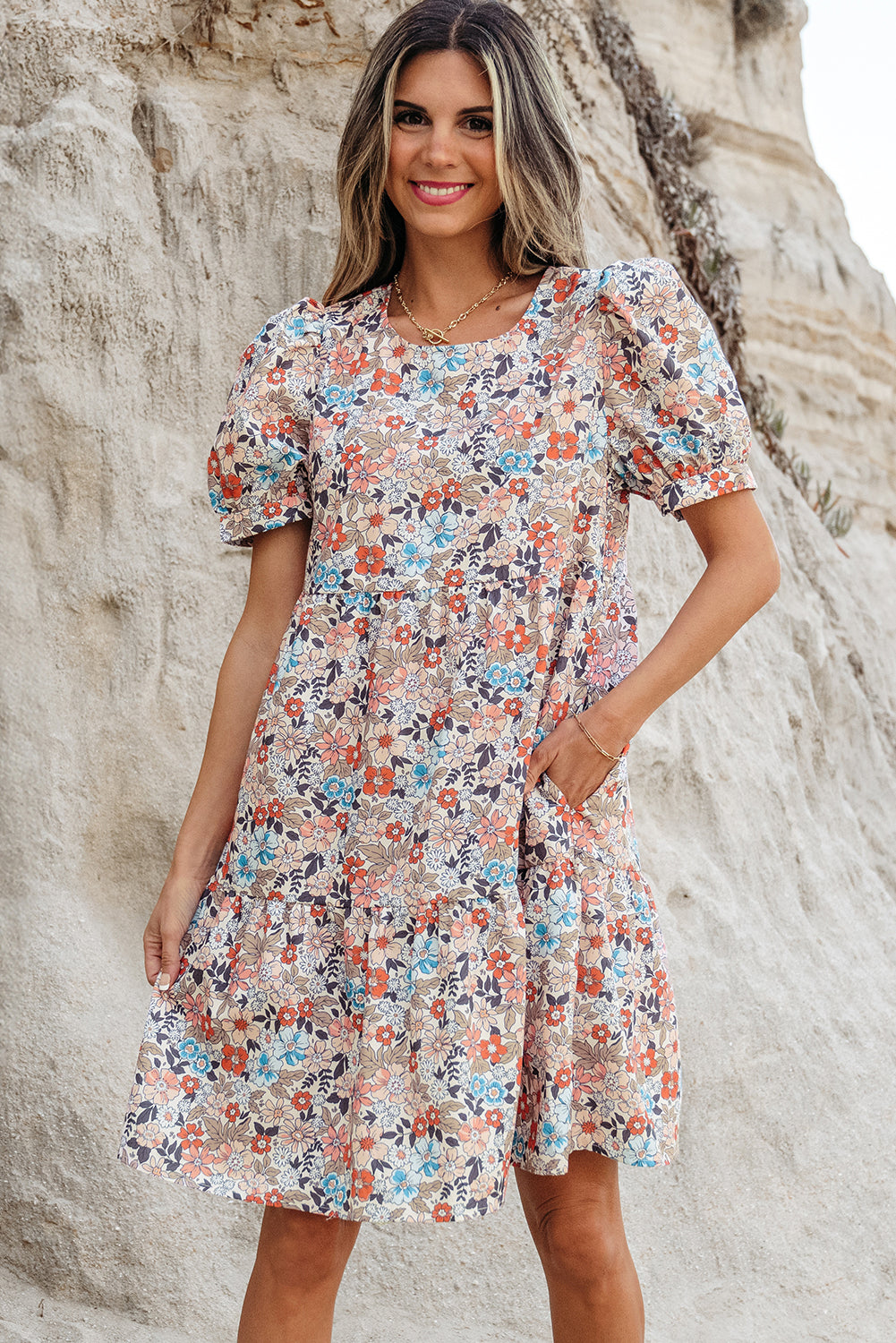 Robe Fleurie à Manches Bouffantes | Abricot | Légère & Féminine