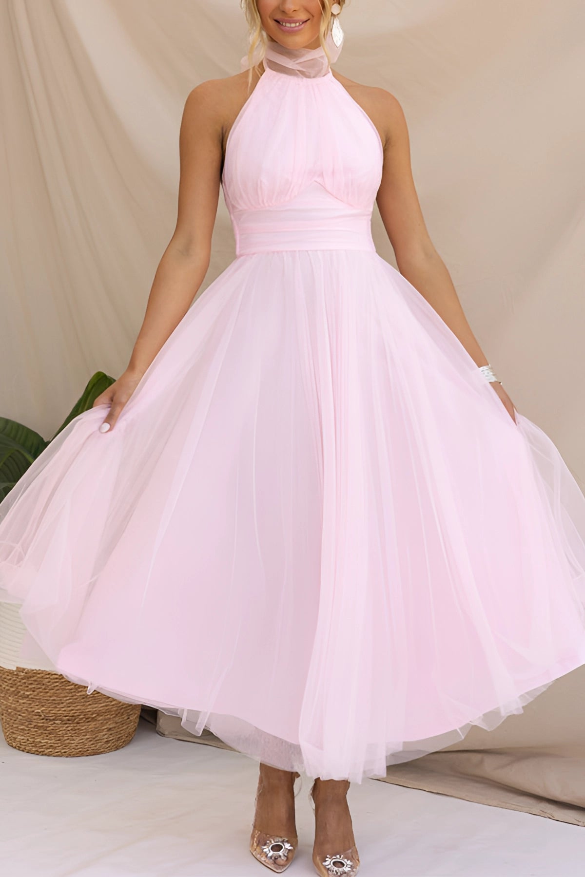 Robe Midi à Col Haut en Tulle | Rêveuse & Volumineuse | Idéale pour les Grandes Occasions