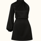 Robe Satinée Asymétrique | Élégance Drapée | Finition Brillante Luxe