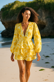 Robe Courte à Volants Fleuris | Volume Léger | Audacieuse & Romantique