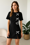 Robe Mini à Nœuds Contrastés | Noire | Élégante, Ludique et Originale