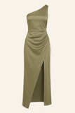 Robe de Soirée Asymétrique Satinée | Élégante | Sculptée et Raffinée
