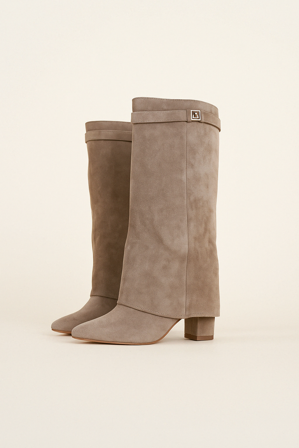 Bottes Hautes en Suédine avec Revers | Élégance Khaki | Style Structuré