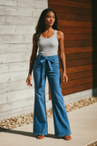Jean Évasé Taille Haute | Ceinturé | Rétro et Chic