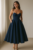 Robe midi évasée | Coupe bustier | Bretelles fines | Élégance intemporelle