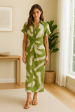 Robe Midi Satinée à Nœud Frontal | Imprimé Abstrait | Fluide et Audacieuse