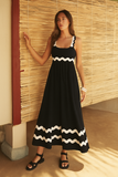 Robe Longue à Bretelles Ondulées | Été | Fluide & Élégante