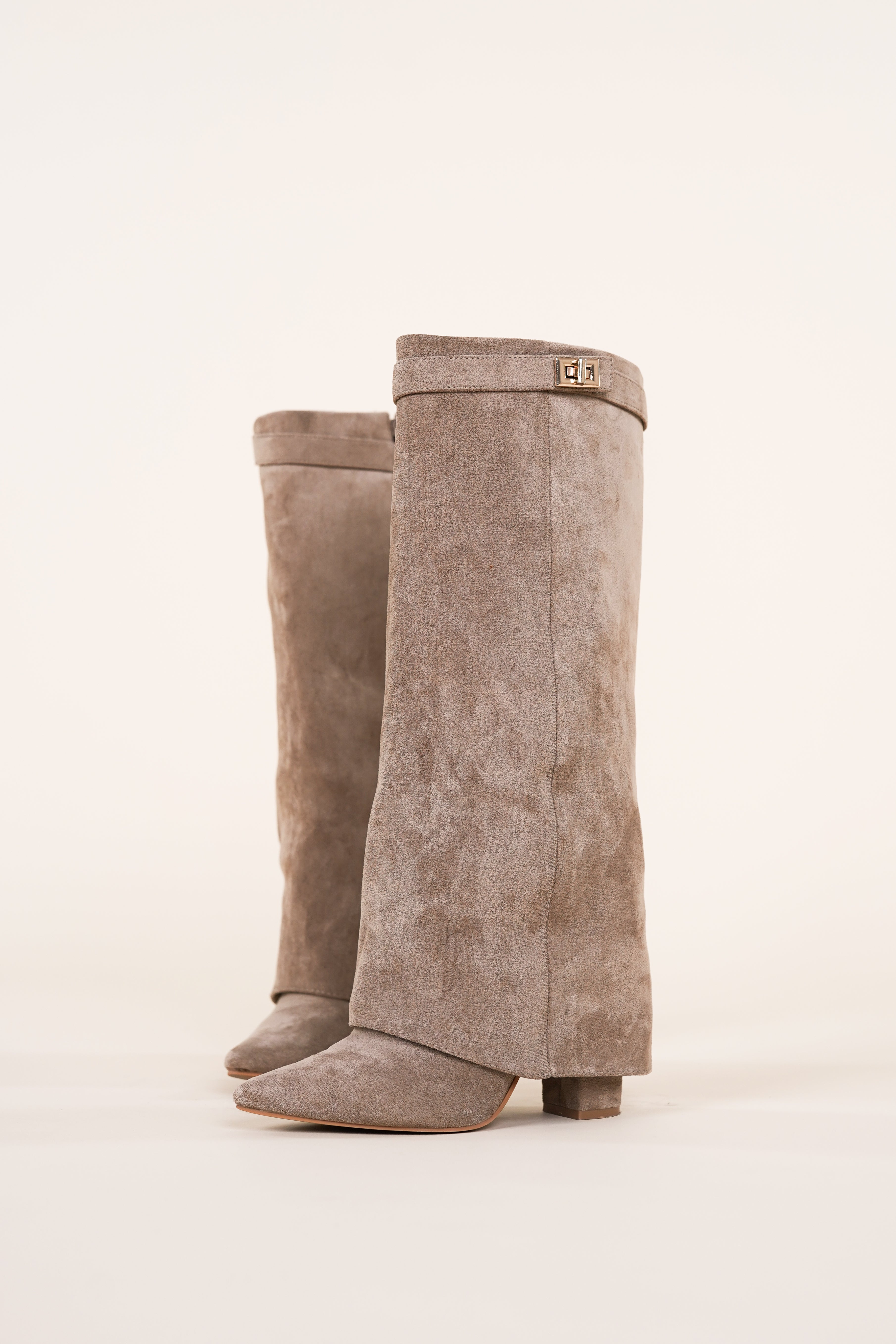 Bottes Hautes en Suédine avec Revers | Élégance Khaki | Style Structuré