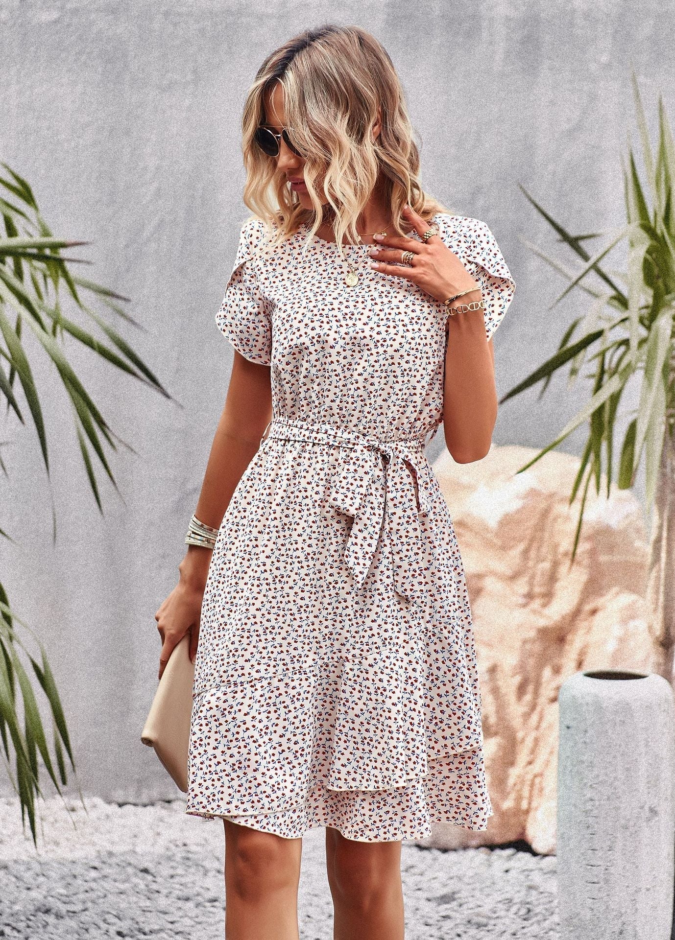 Robe Portefeuille Fleurie | Coupe Légère | Incontournable d’Été