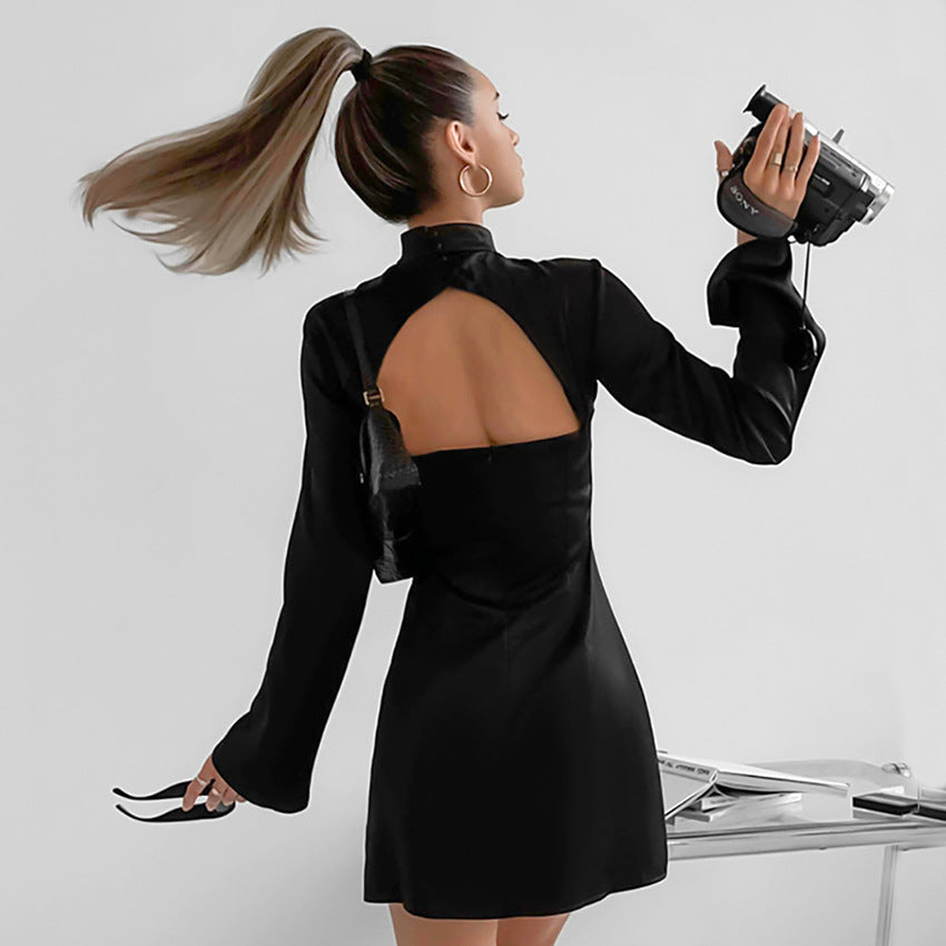 Robe Courte en Satin avec Fente | Silhouette Élancée | Élégance de Soirée