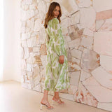 Robe Midi à Imprimé Feuilles | Tissu Léger | Fraîche et Élégante