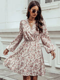Robe Courte Fleurie à Col en V | Légère et Féminine | Parfaite pour les Balades et Sorties Décontractées