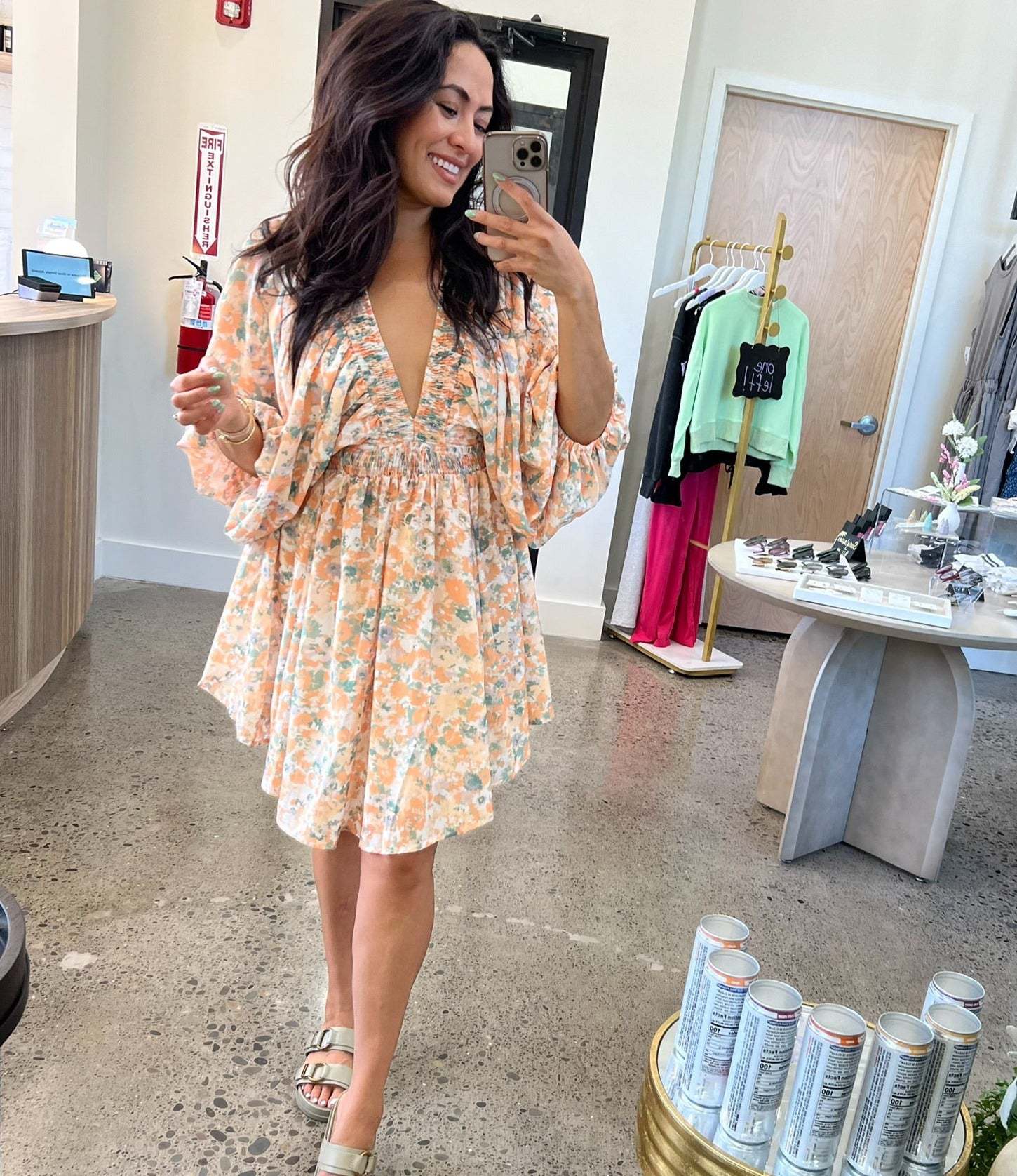 Robe Courte à Manches Ballon Fleurie | Rêveuse | Légère et Féminine