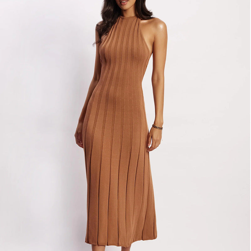 Robe Midi en Maille à Col Halter | Mélange de Coton Côtelé | Moderne et Sophistiquée