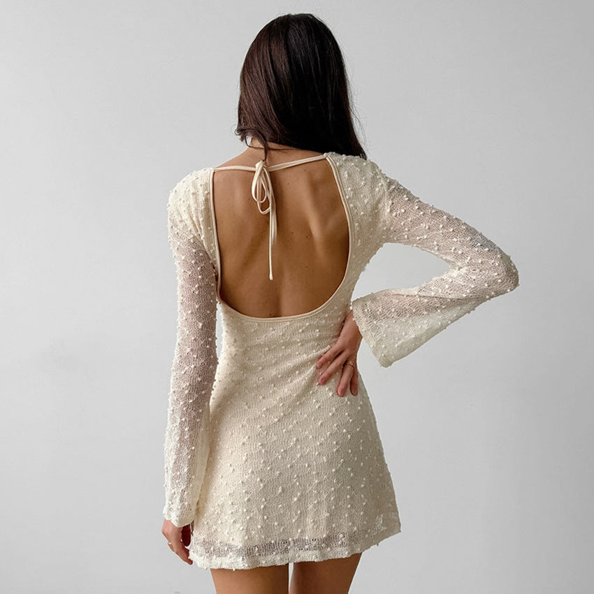 Robe Courte Texturée | Manches Longues Transparentes | Élégance Abricot Doux