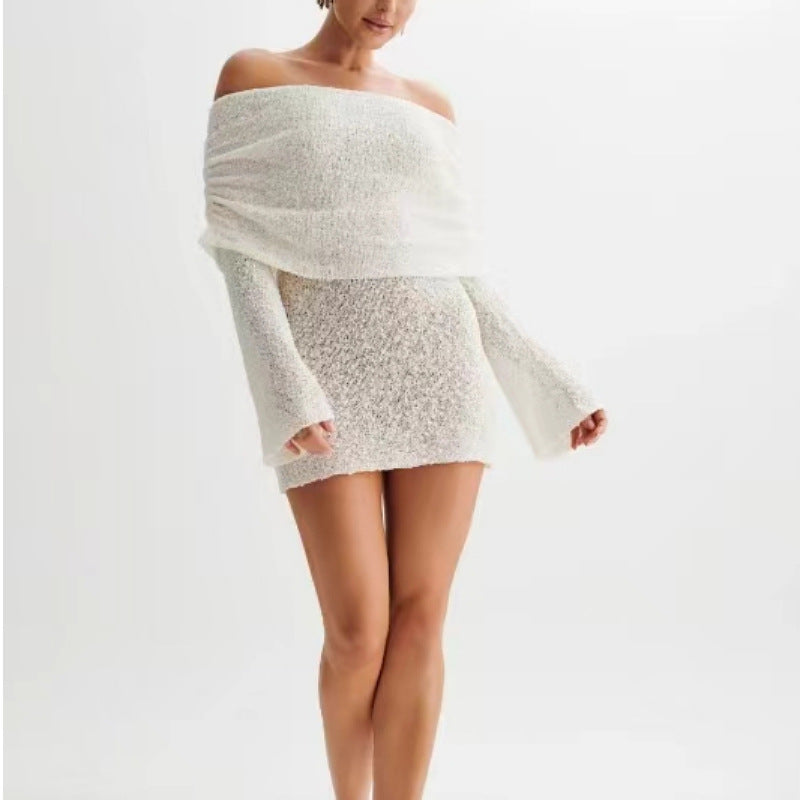 Robe Courte Pailletée Épaules Dénudées | Glamour | Moulante et Éclatante