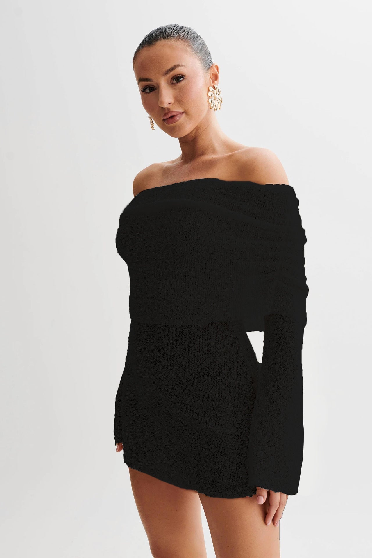 Robe Courte Pailletée Épaules Dénudées | Glamour | Moulante et Éclatante