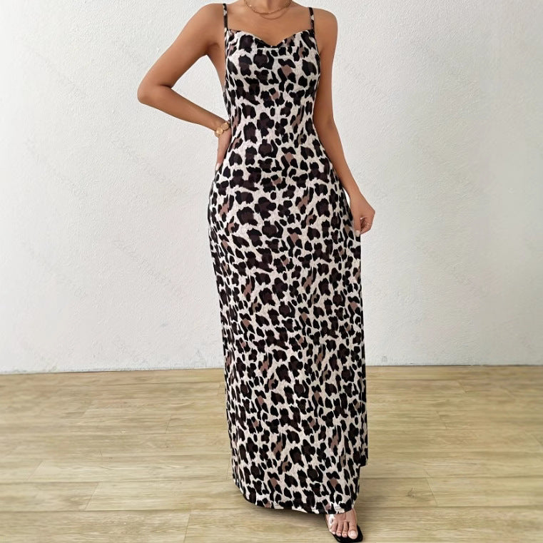 Robe Longue Imprimé Léopard | Finition Satinée | Élégante et Sauvage