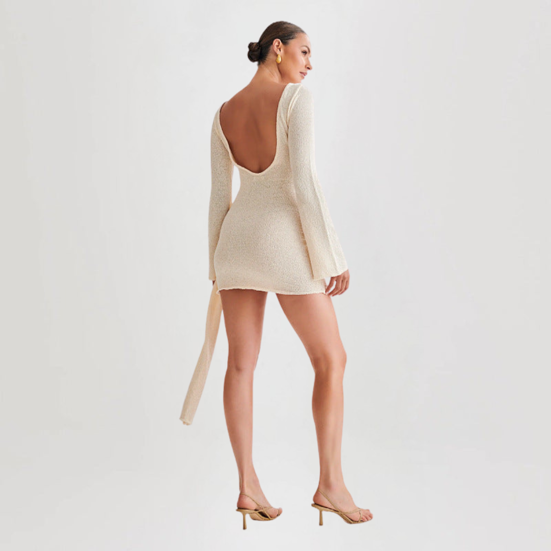 Robe Drapée à Manches Longues | Blanche | Sculptante, Élégante et Moderne