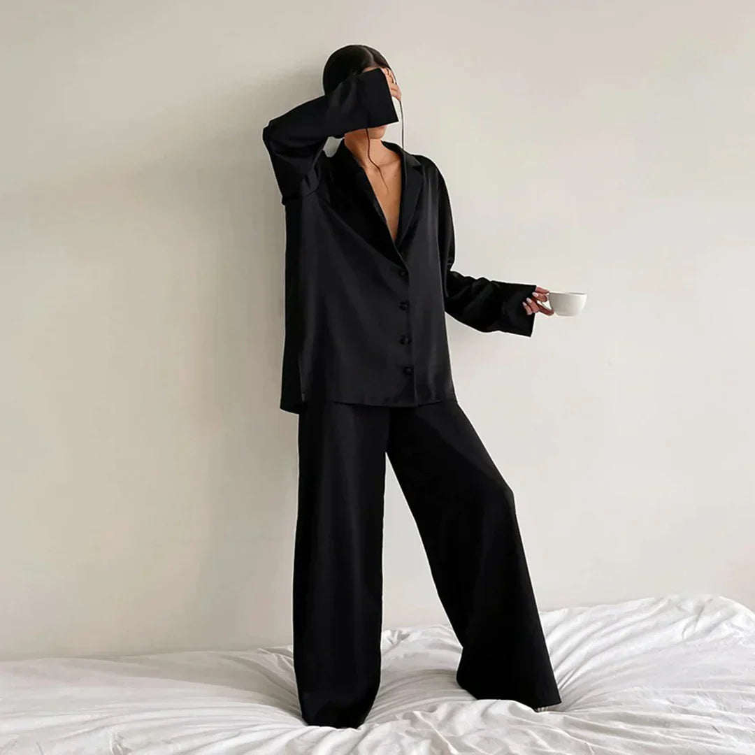 Ensemble Lounge en Satin | Fluidité Soyeuse | Confort Minimaliste de Luxe