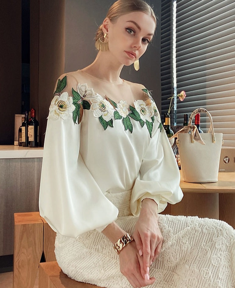 Blouse Épaules Dénudées Brodée | Élégante | Féminine & Chic
