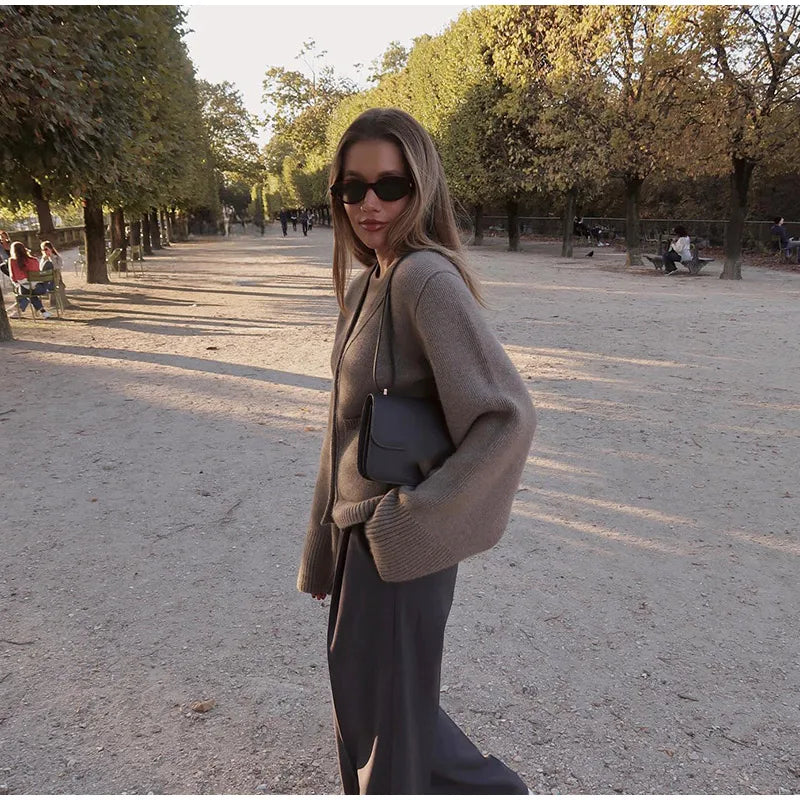 Gilet en Maille Côtelée | Taupe | Doux et Élégant