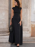 Robe Longue Élégante à Col Montant | Noire | Intemporelle et Sophistiquée