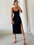 Robe en Velours à Col Bénitier | Fente Haute | Glamour Nocturne et Élégant