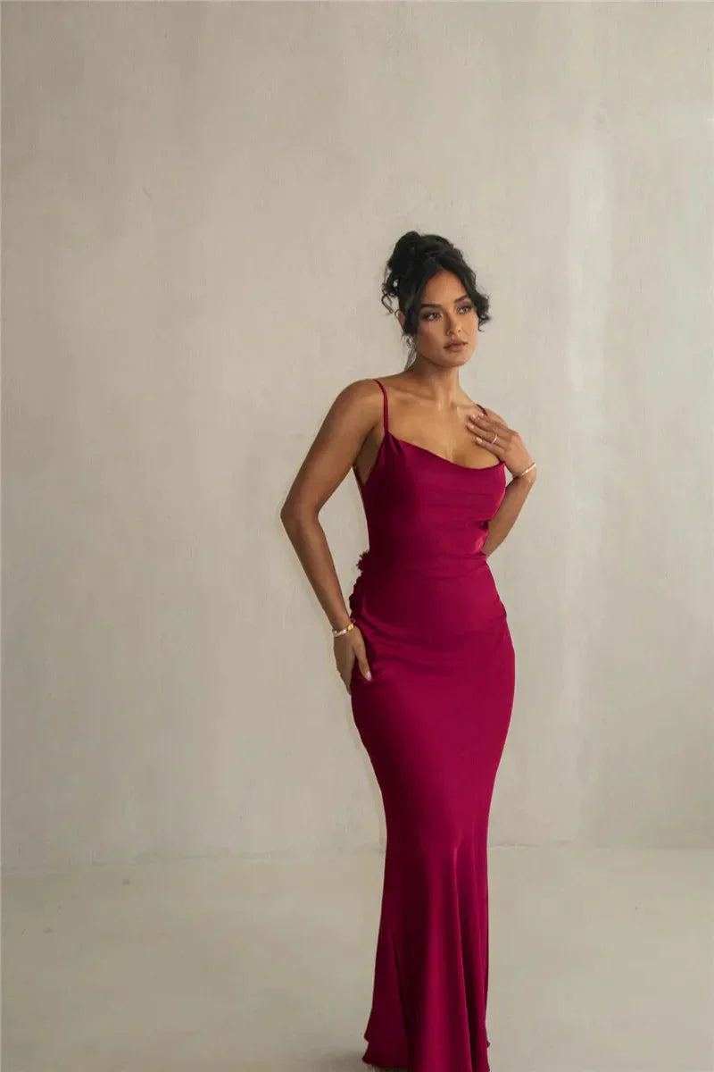 Robe Longue Satinée | Vert Clair | Décolleté Drapé Élégant