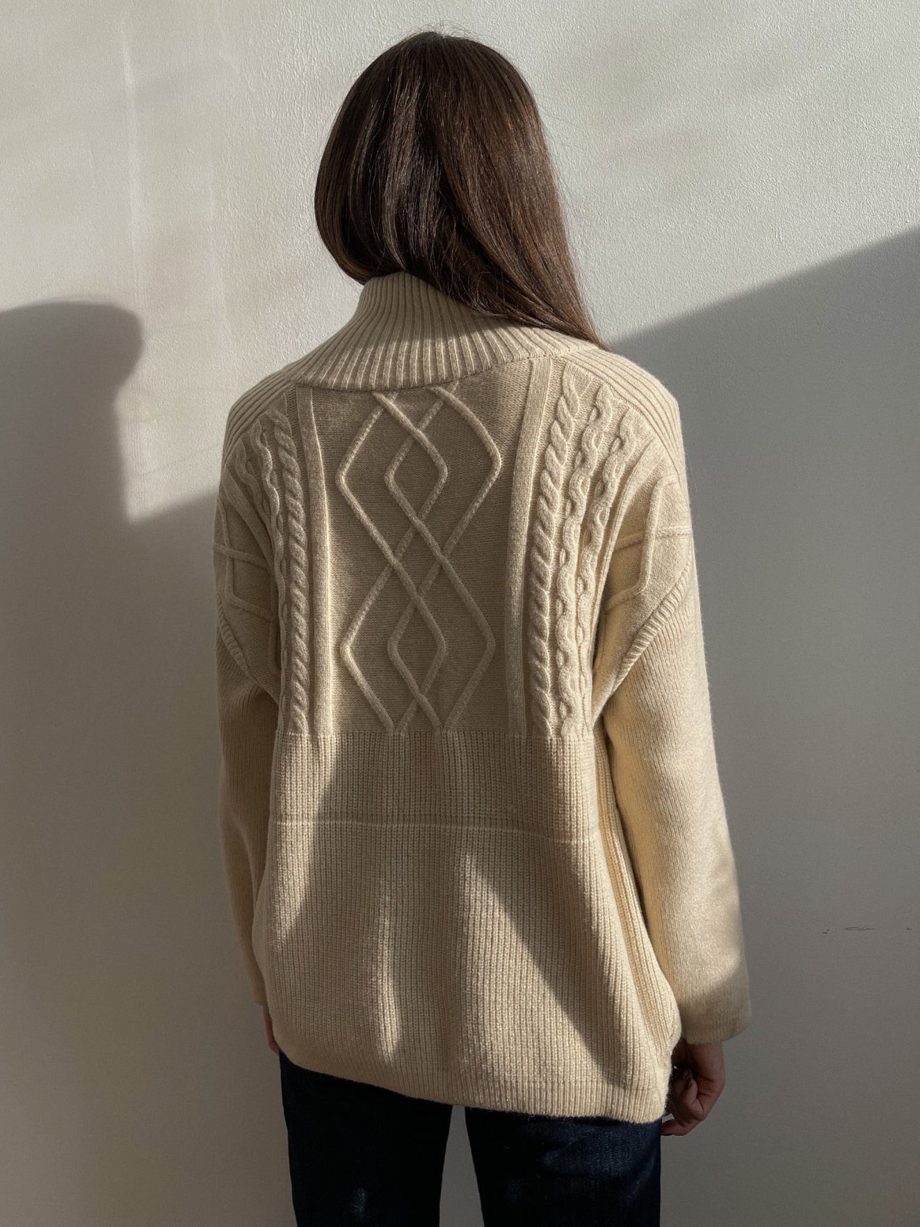 Pull en Maille Zippé | Chaleur Texturée | Confort Quotidien avec Détails Subtils