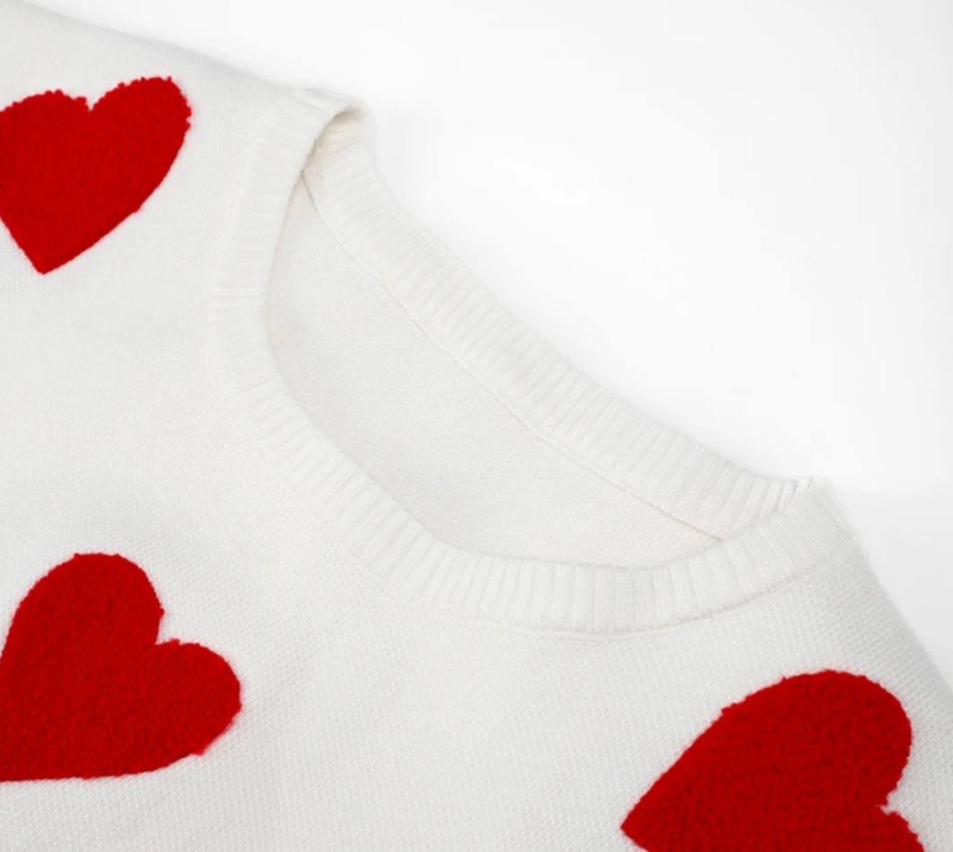 Pull Tricoté Cœur Brodé | Douillet & Mignon | Touche Romantique et Joyeuse