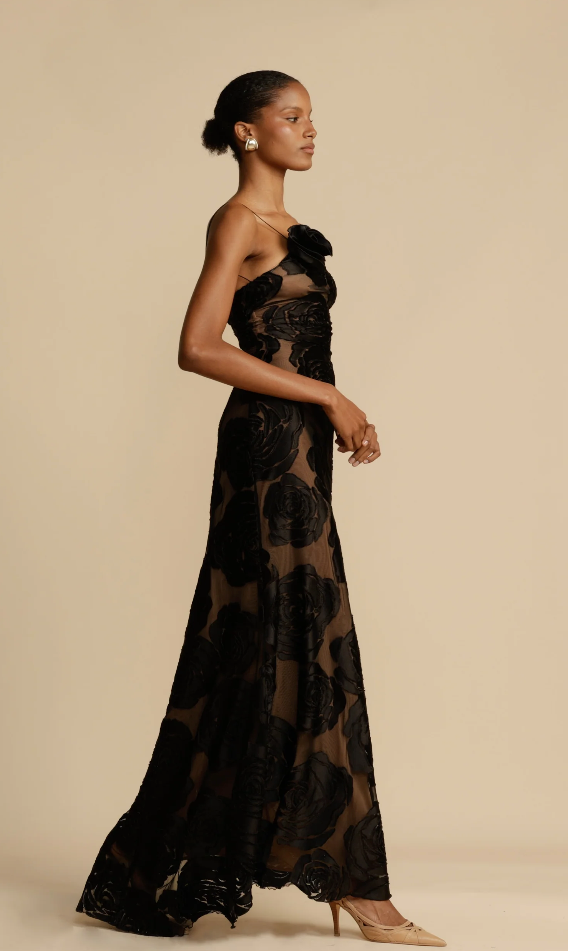 Robe de Soirée Longue Asymétrique | Transparence Florale | Élégance Sculptée