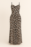 Robe Longue Imprimé Léopard | Finition Satinée | Élégante et Sauvage