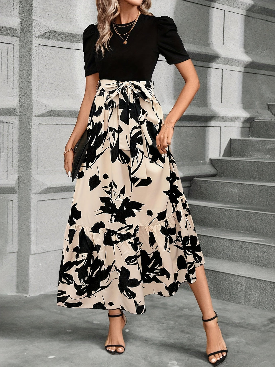 Robe Midi Contrastée Fleurie | Couleur Mixte | Chic et Féminine