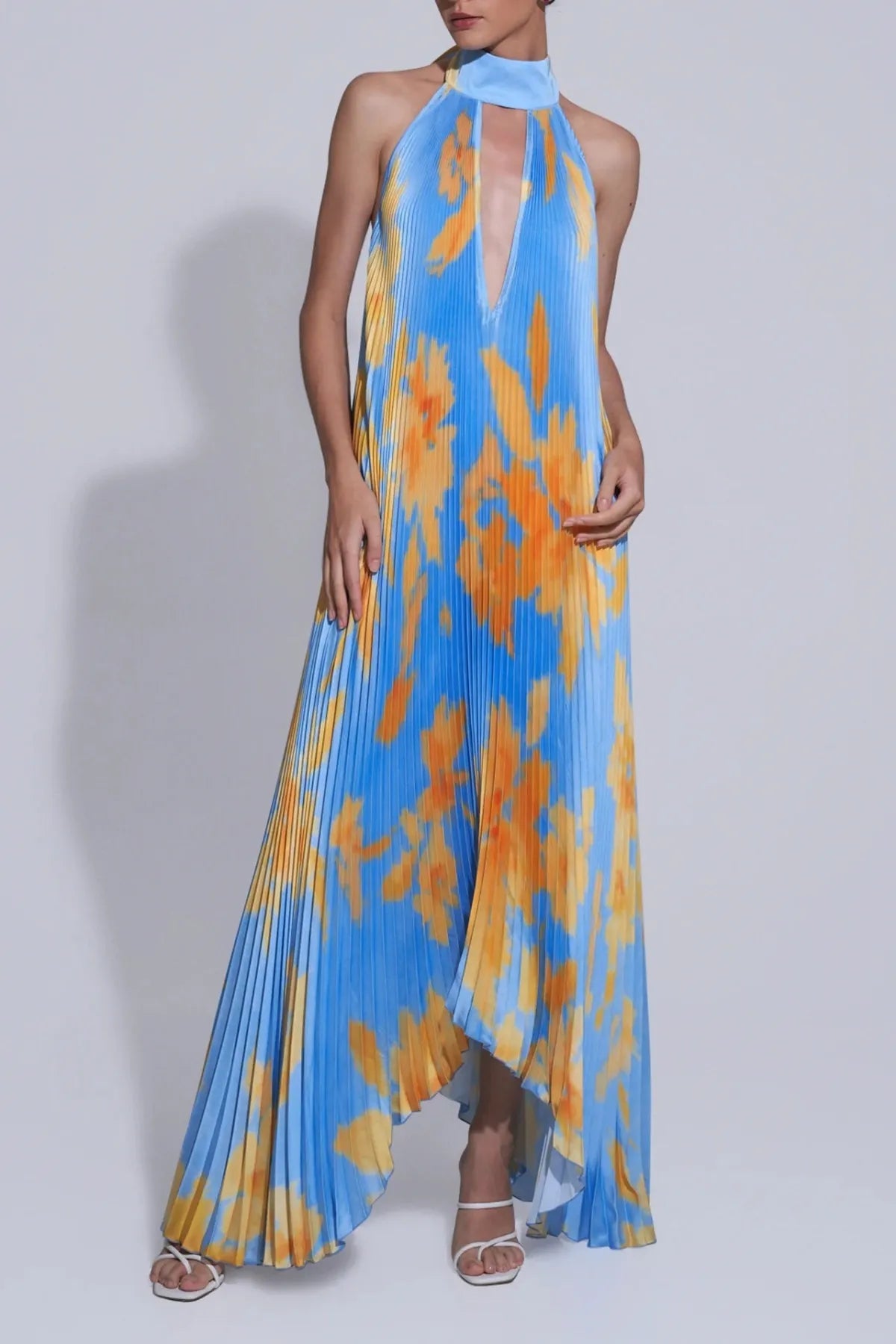 Robe Longue Plissée à Col Halter | Élégante & Fluide | Mode Statement