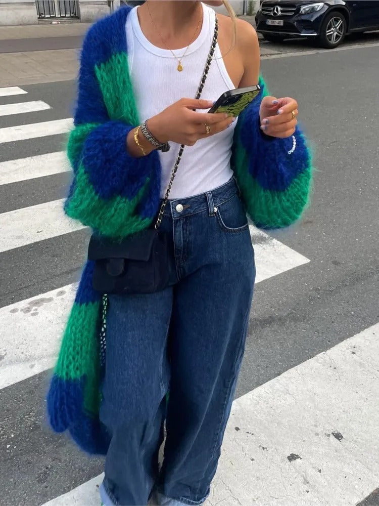 Robe Longue en Maille Rayée | Confortable | Audacieuse et Colorée